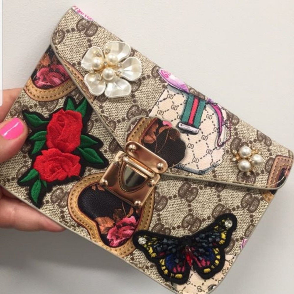 🌈Gorgeous clutch
